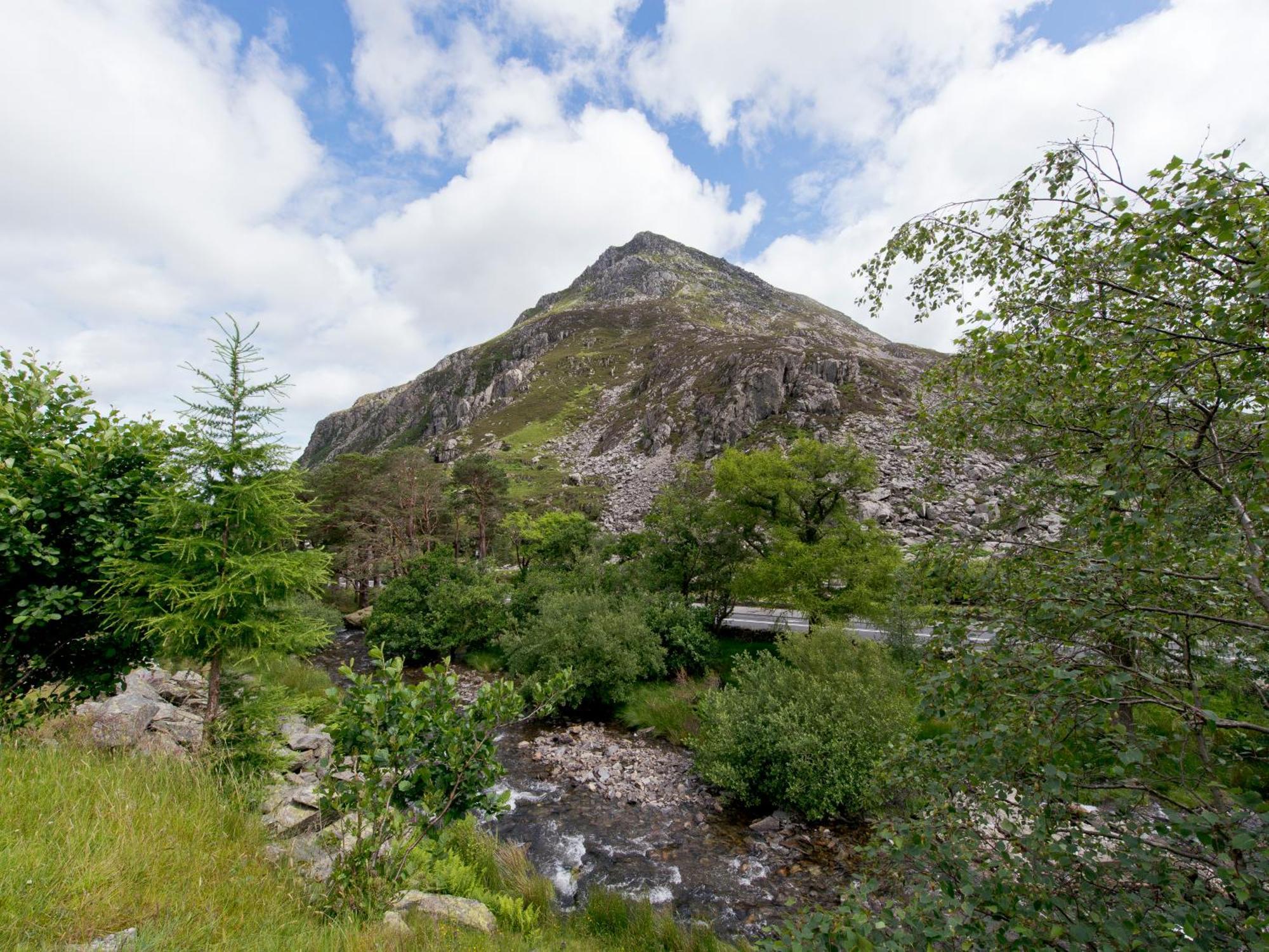 Yha Idwal Cottage Bethesda Exterior photo