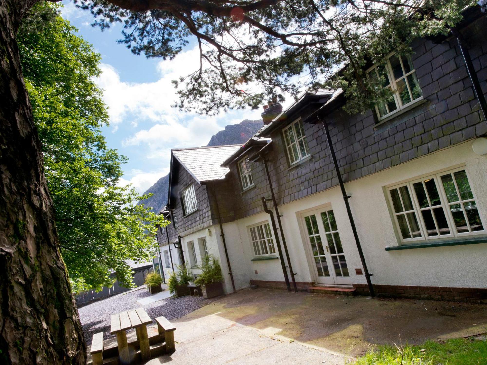 Yha Idwal Cottage Bethesda Exterior photo